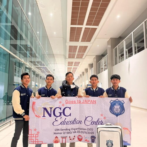 Keberangkatan Siswa Job Pertanian. Keberangkatan Siswa Job Pertanian.