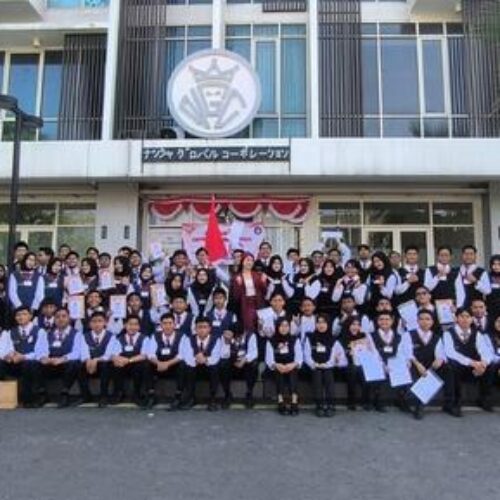 Pembagian Sertifikat Kelulusan JFT dan SSW Pembagian Sertifikat Kelulusan JFT dan SSW